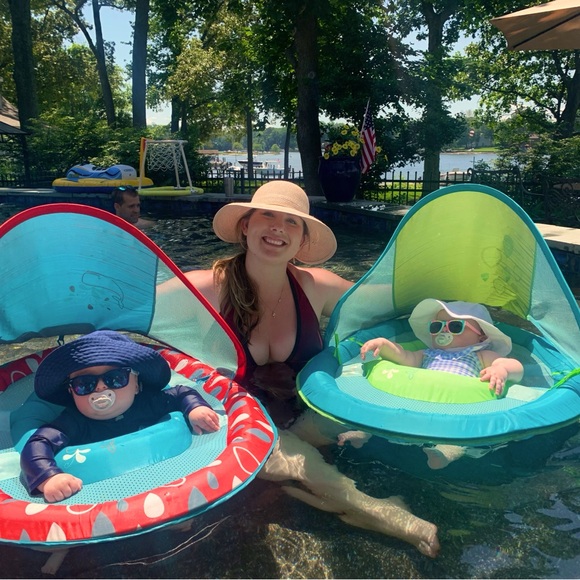 Meet your Posher, Scarlett - Picture 1 of 6